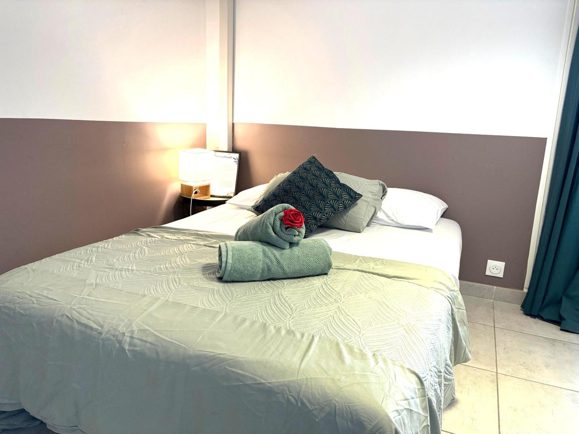 L'Amazone Studio Plein Centre Plages A 2Min Clim Wifi Sur Le Port - Top Prosconciergerie- La Grande-Motte Esterno foto